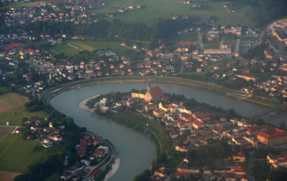 Die zerissene Stadt feiert