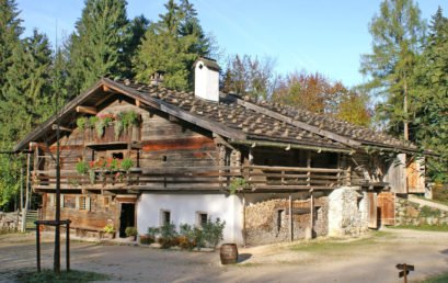 Vom Flachgau bis ins Innergebirg: Bäuerliche Baukultur und der Auftrag des Salzburger Freilichtmuseums