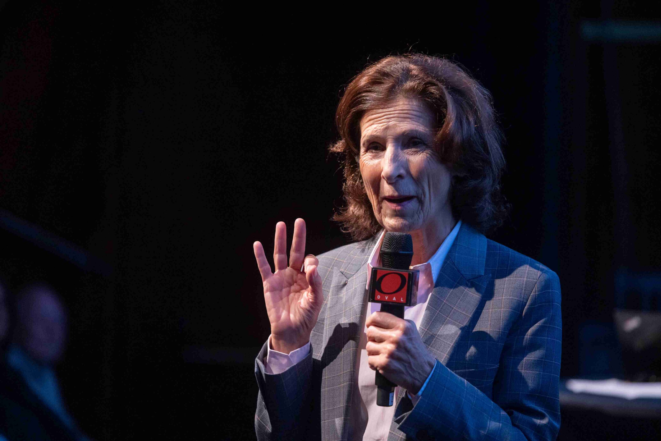 GeoComPass SALZBURG begeht 10-Jahres-Jubiläum mit Journalistin Antonia Rados